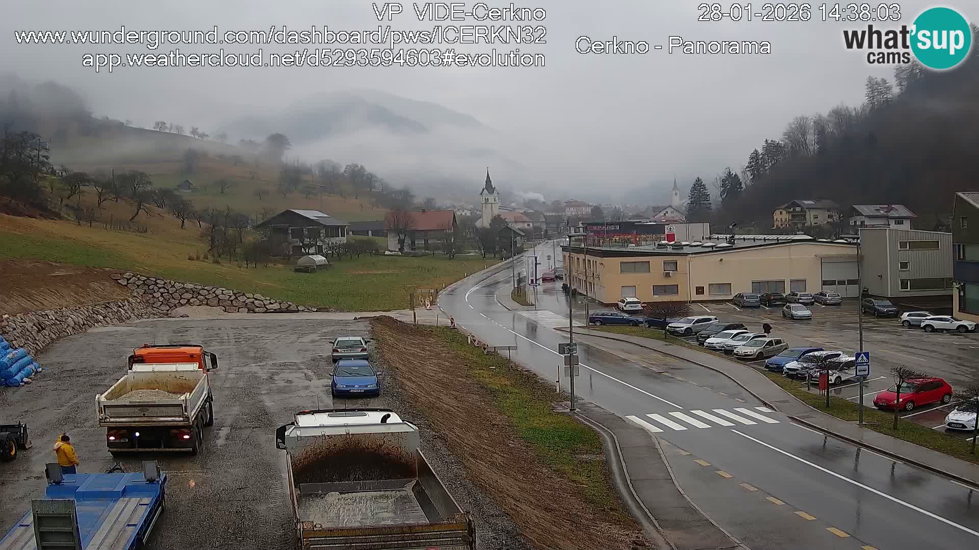 Webcam en direct – Entrée de la ville de Cerkno