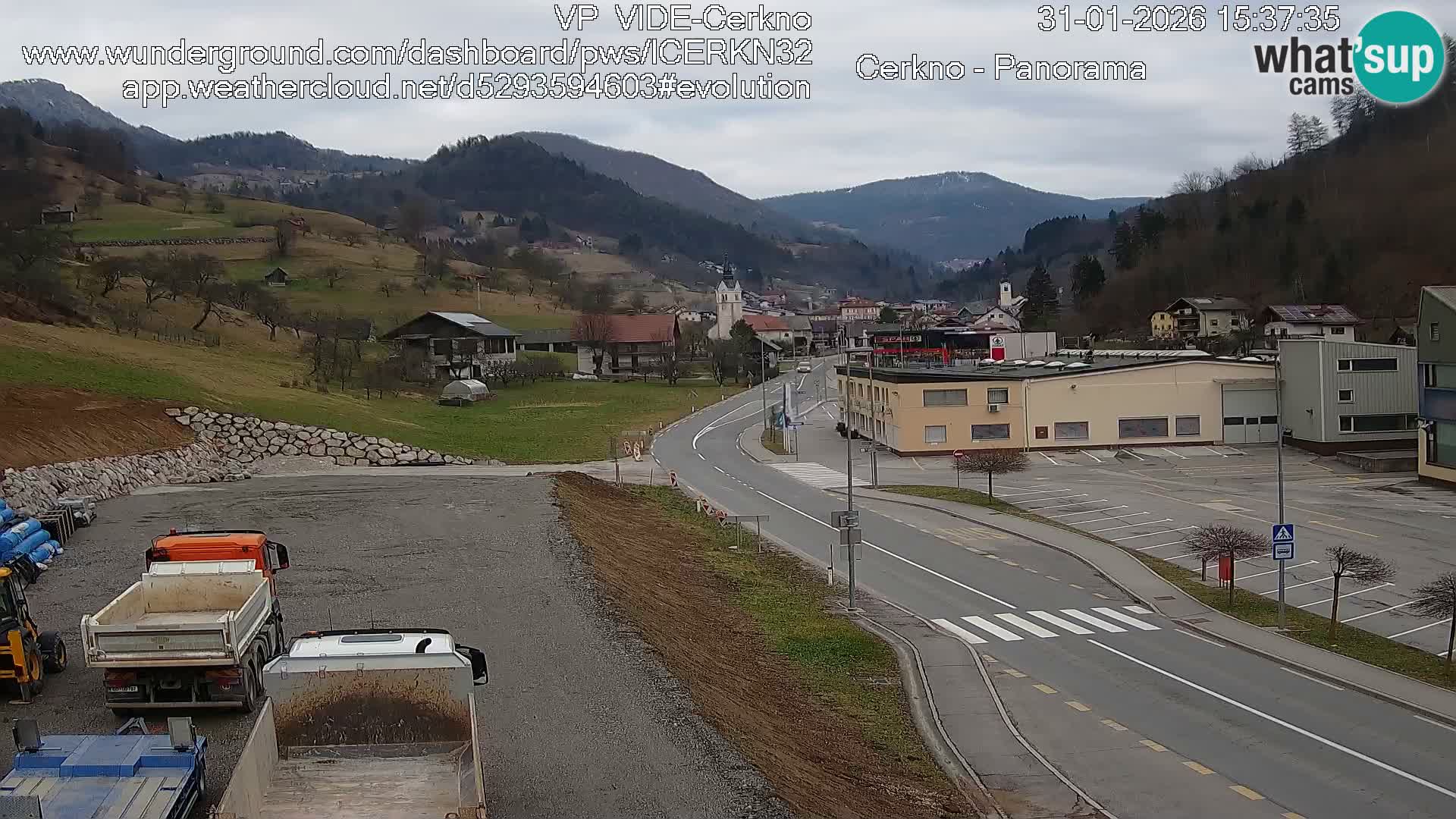 Cerkno city entrance Live Webcam