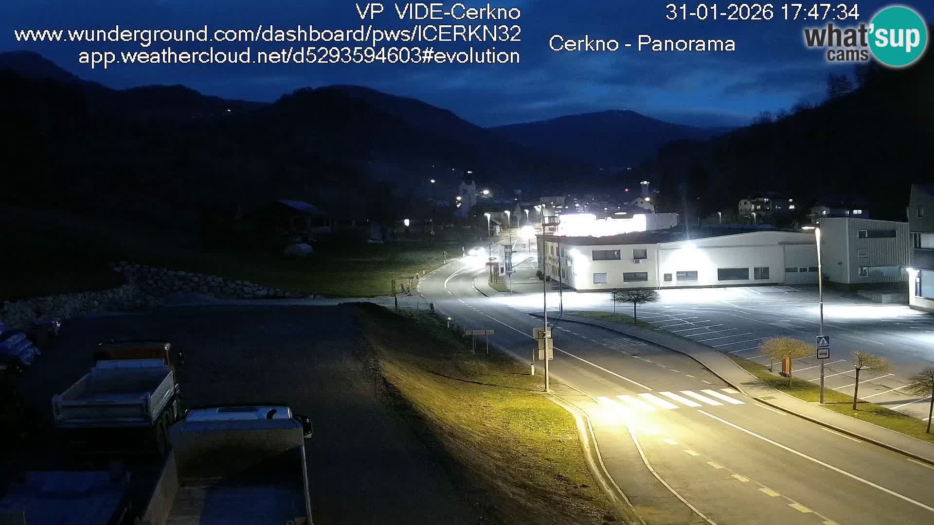 Webcam en direct – Entrée de la ville de Cerkno