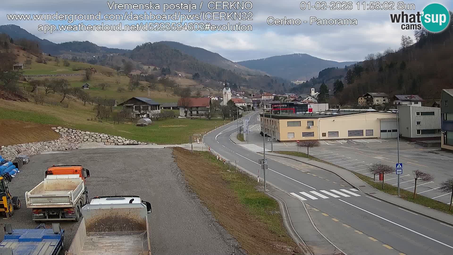 Cerkno entrada a la ciudad Webcam en vivo