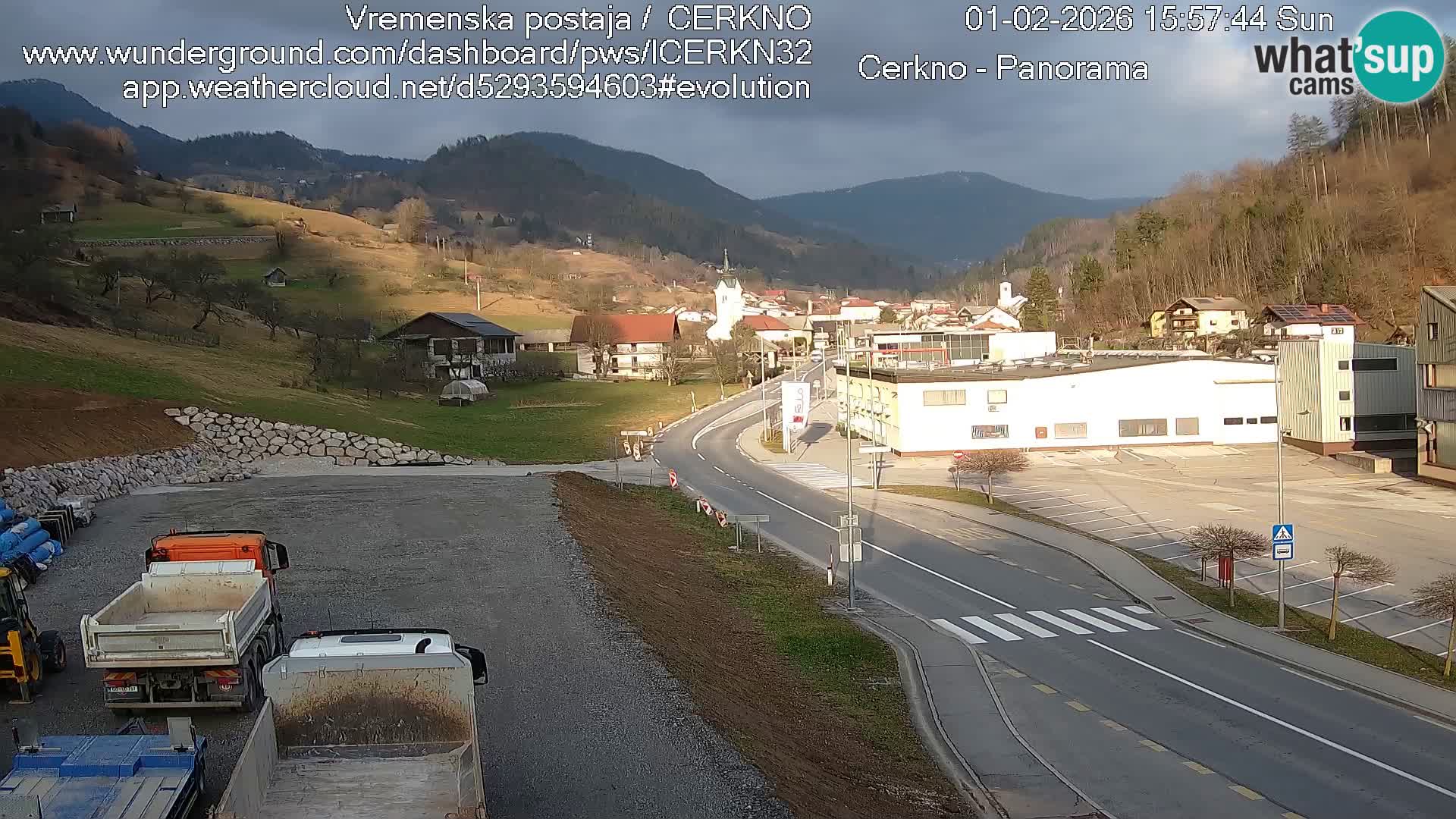 Cerkno entrada a la ciudad Webcam en vivo