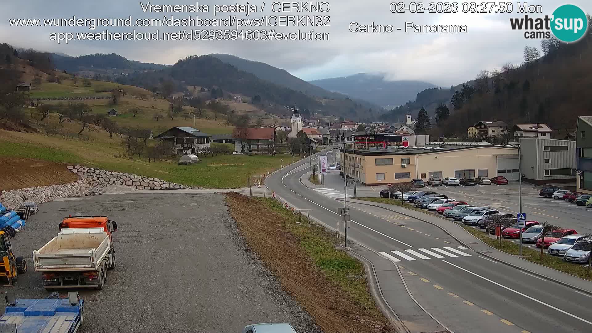 Webcam en direct – Entrée de la ville de Cerkno