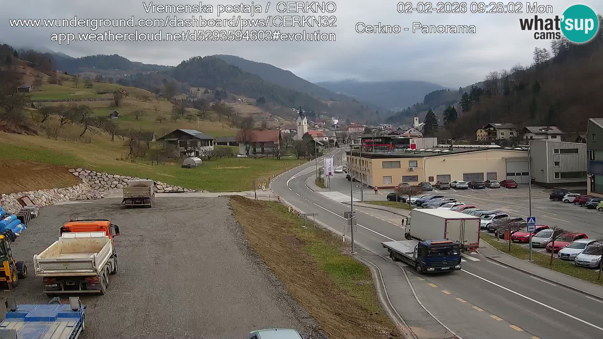 Webcam en direct – Entrée de la ville de Cerkno