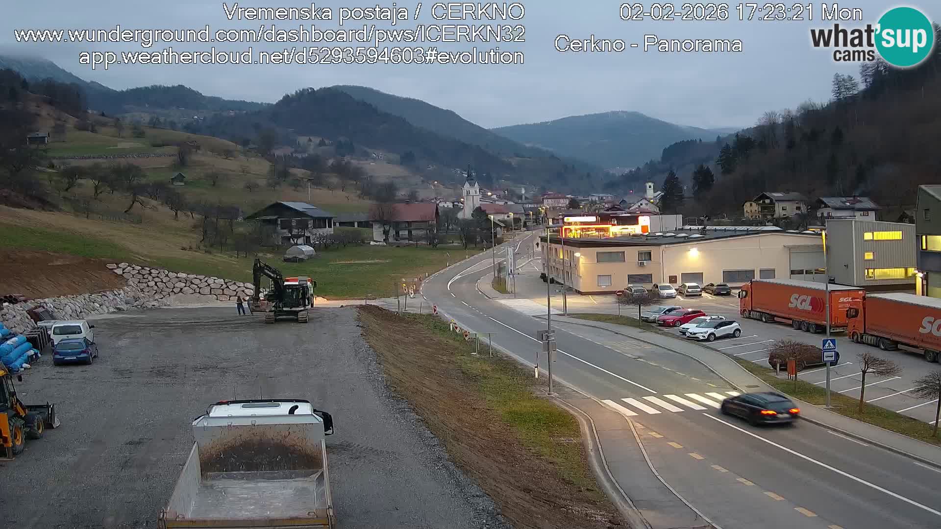 Webcam en direct – Entrée de la ville de Cerkno