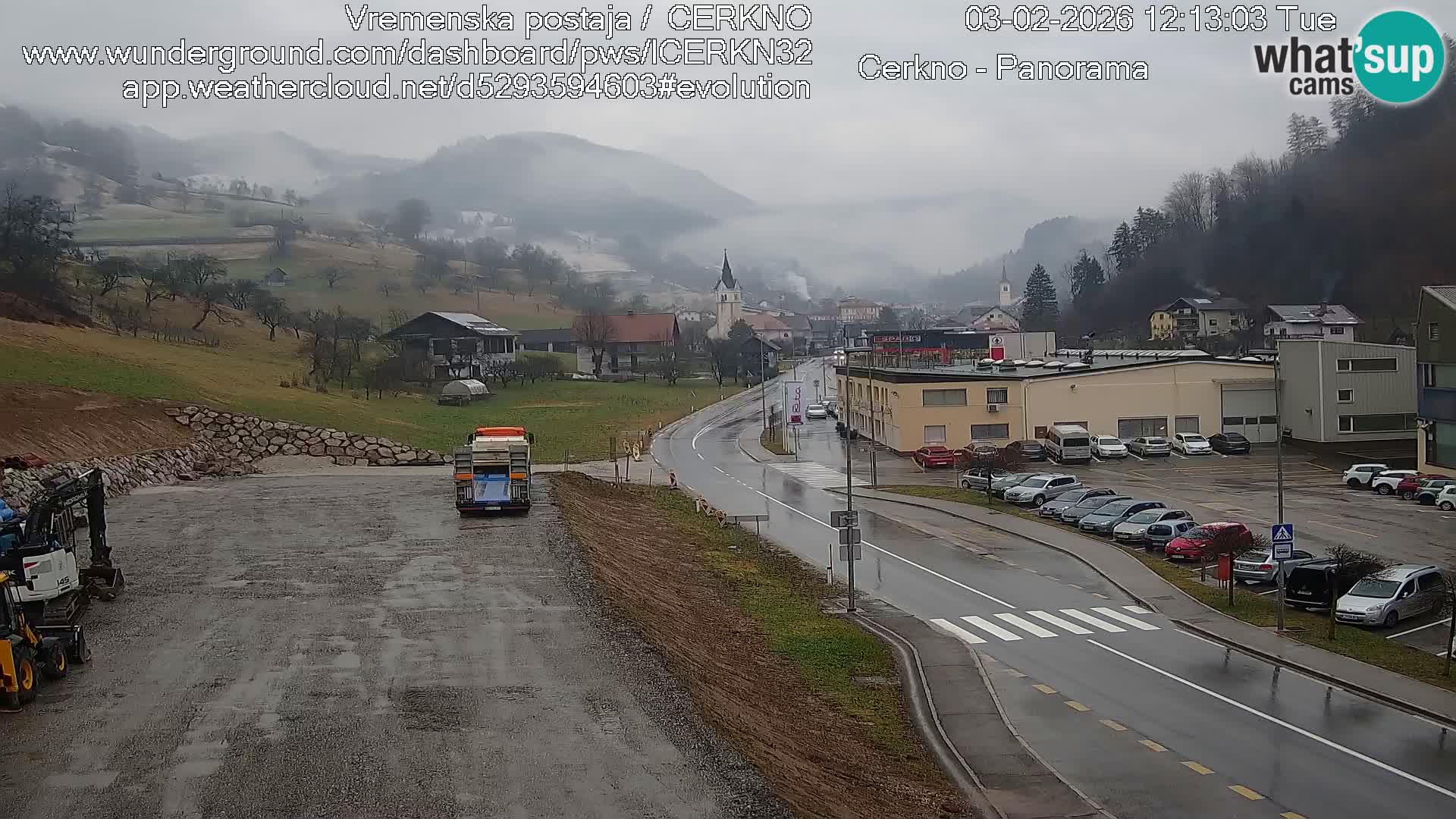 Cerkno city entrance Live Webcam
