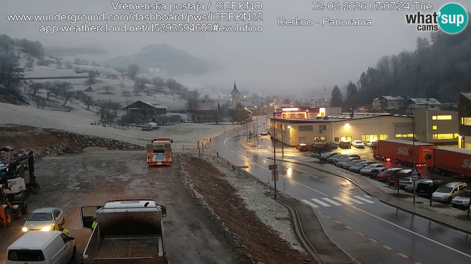 Cerkno entrada a la ciudad Webcam en vivo