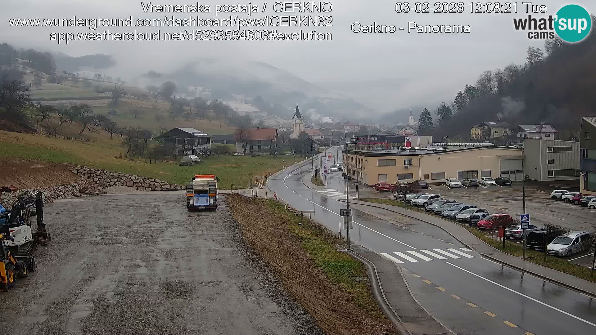 Webcam en direct – Entrée de la ville de Cerkno