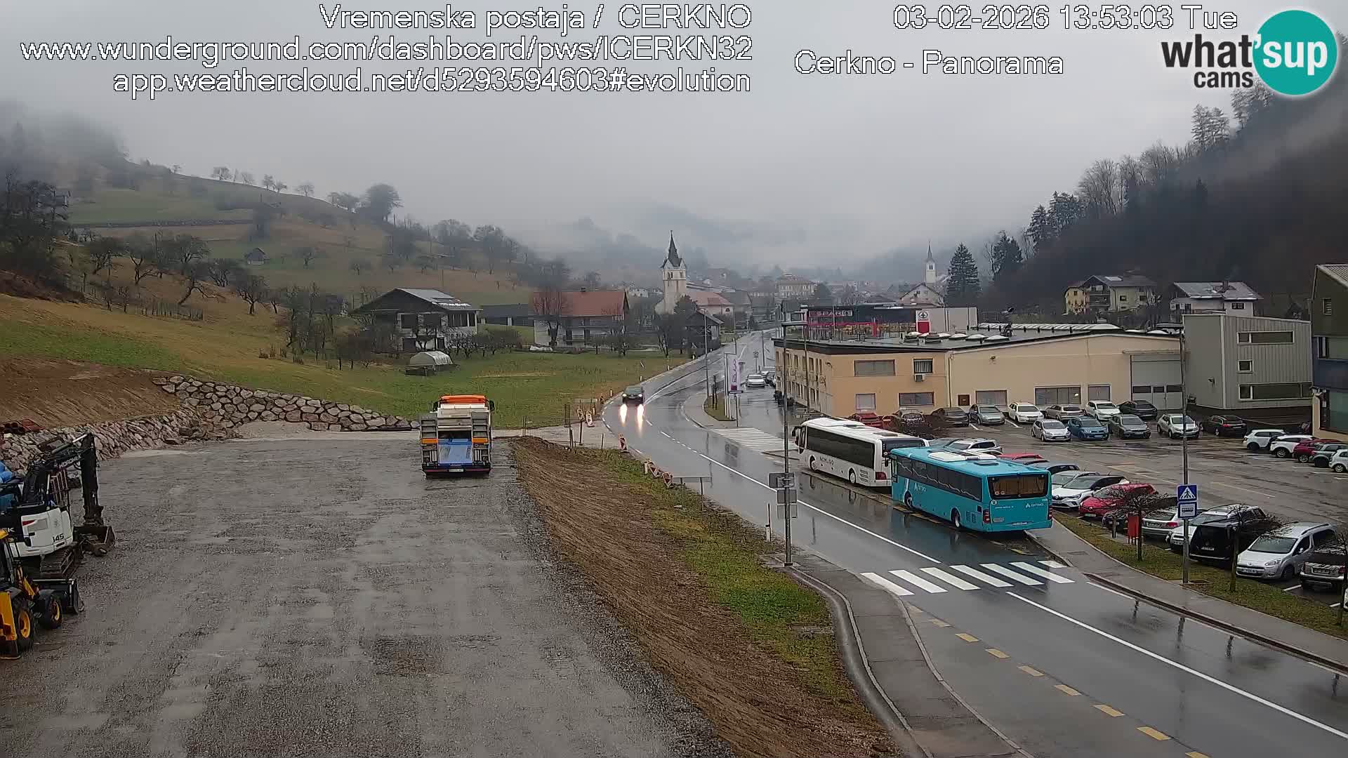 Webcam en direct – Entrée de la ville de Cerkno