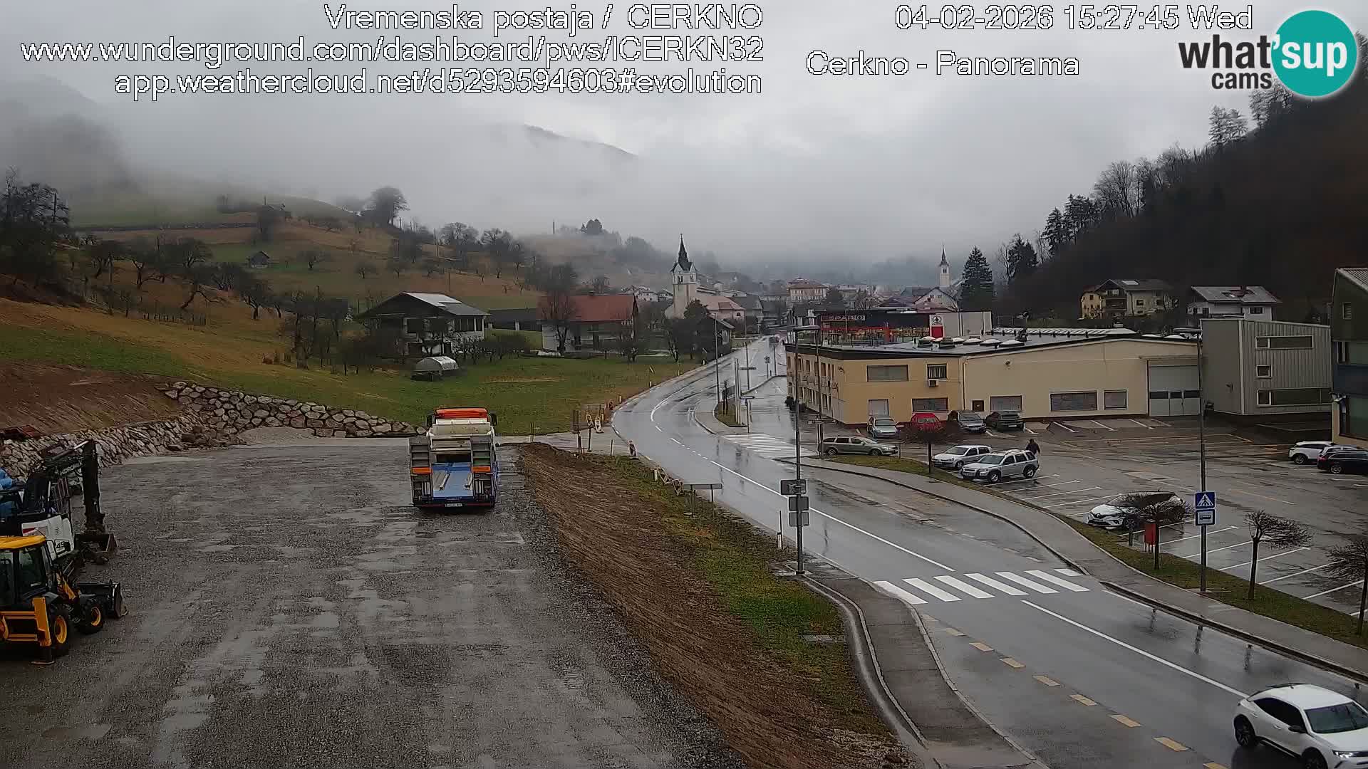Cerkno city entrance Live Webcam