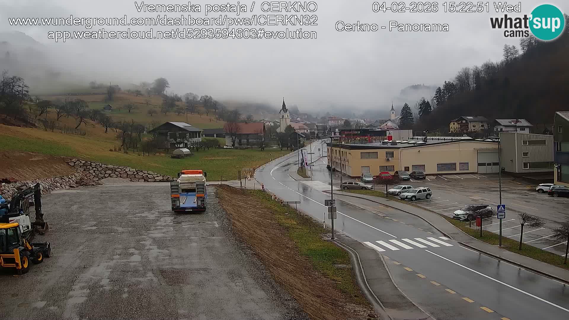 Webcam en direct – Entrée de la ville de Cerkno