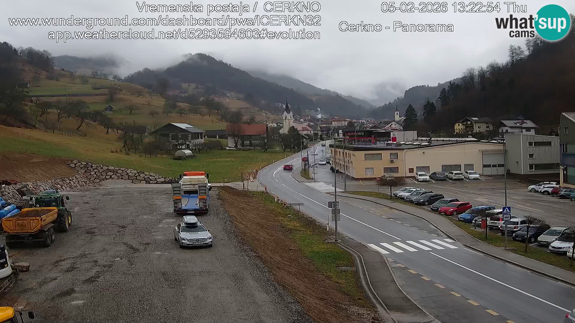 Webcam en direct – Entrée de la ville de Cerkno