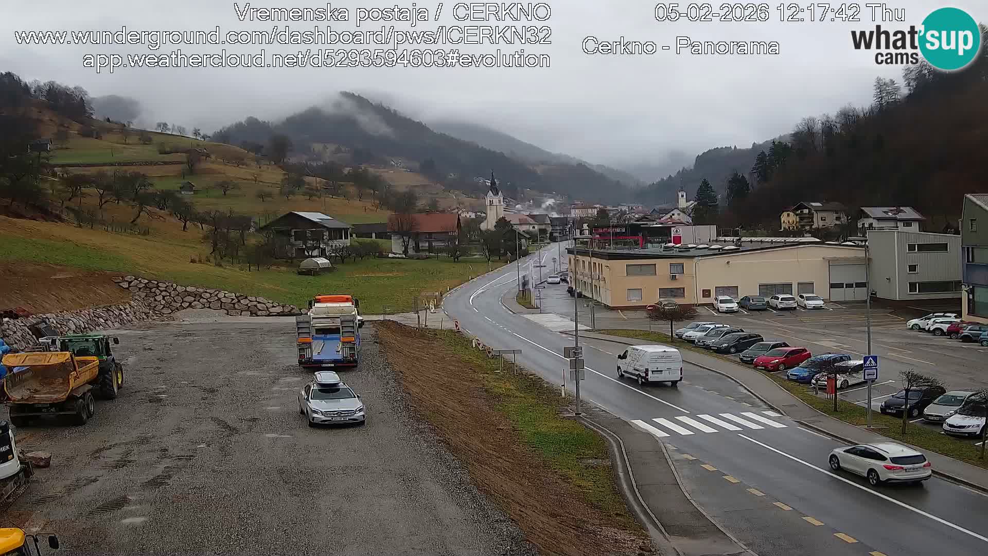 Webcam en direct – Entrée de la ville de Cerkno