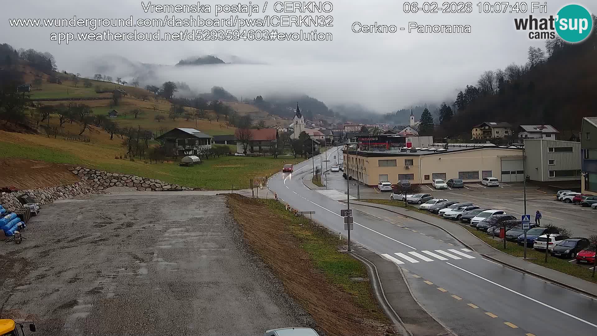 Webcam en direct – Entrée de la ville de Cerkno