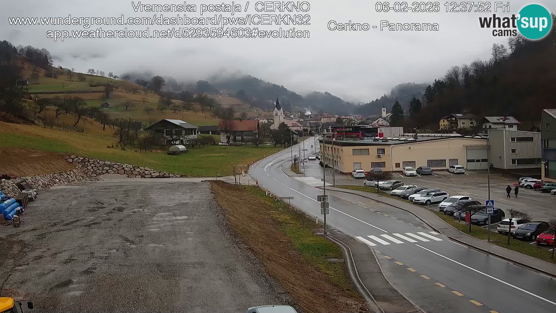 Webcam en direct – Entrée de la ville de Cerkno