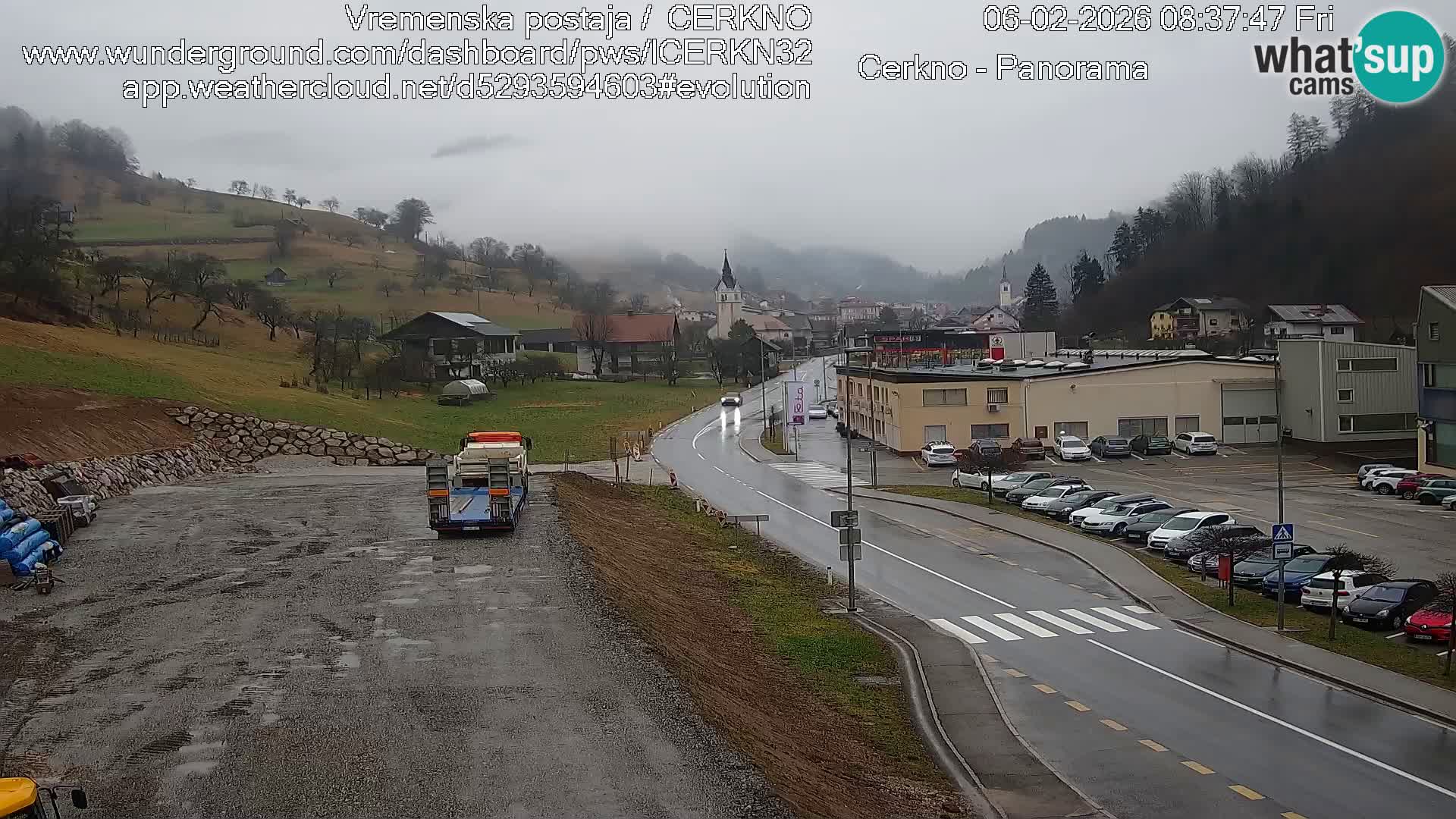 Cerkno city entrance Live Webcam