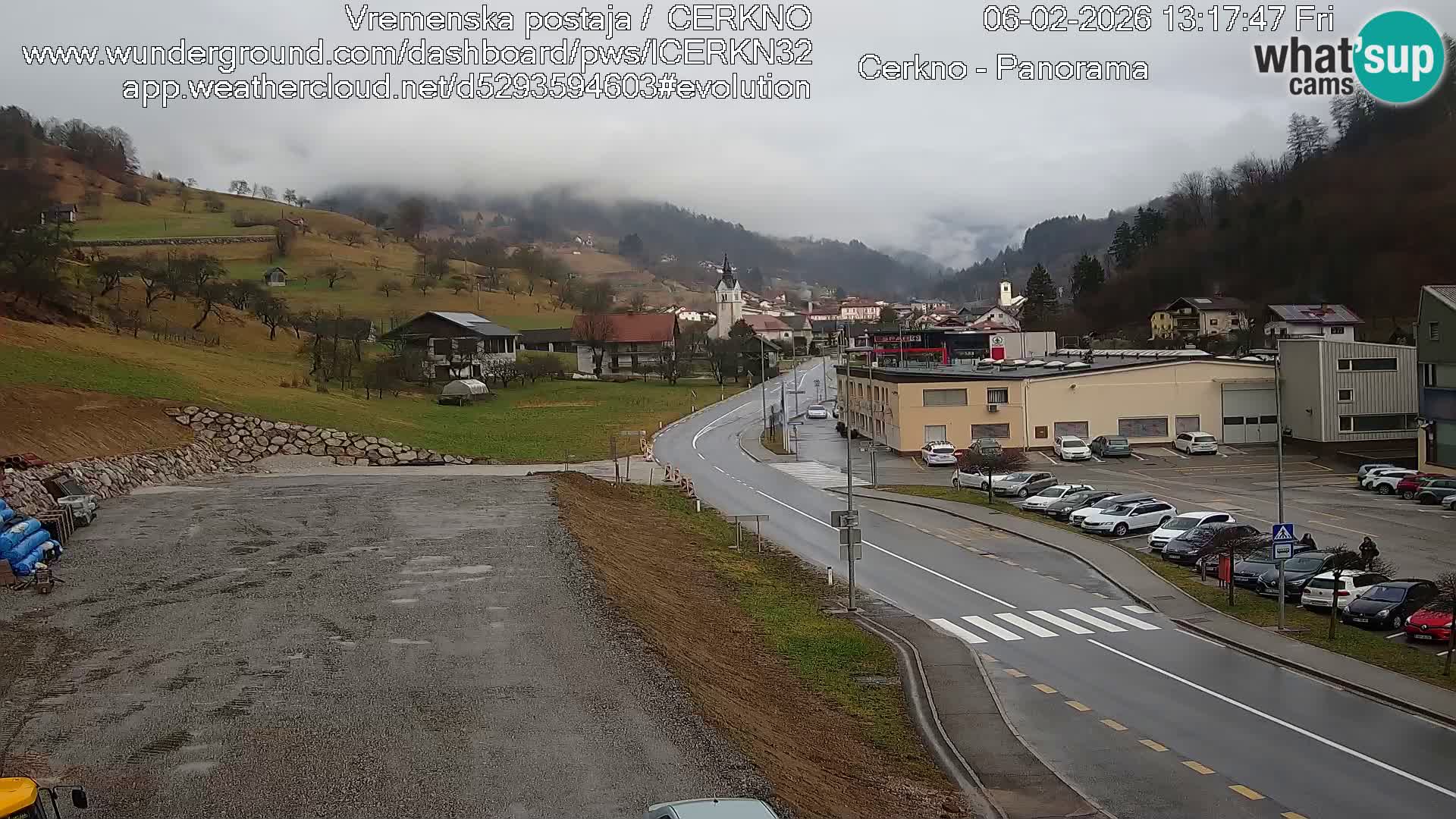 Cerkno entrada a la ciudad Webcam en vivo