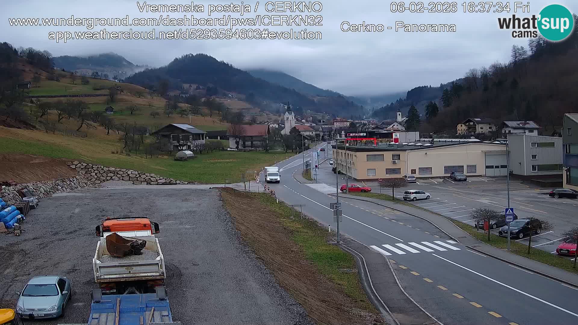 Cerkno entrada a la ciudad Webcam en vivo