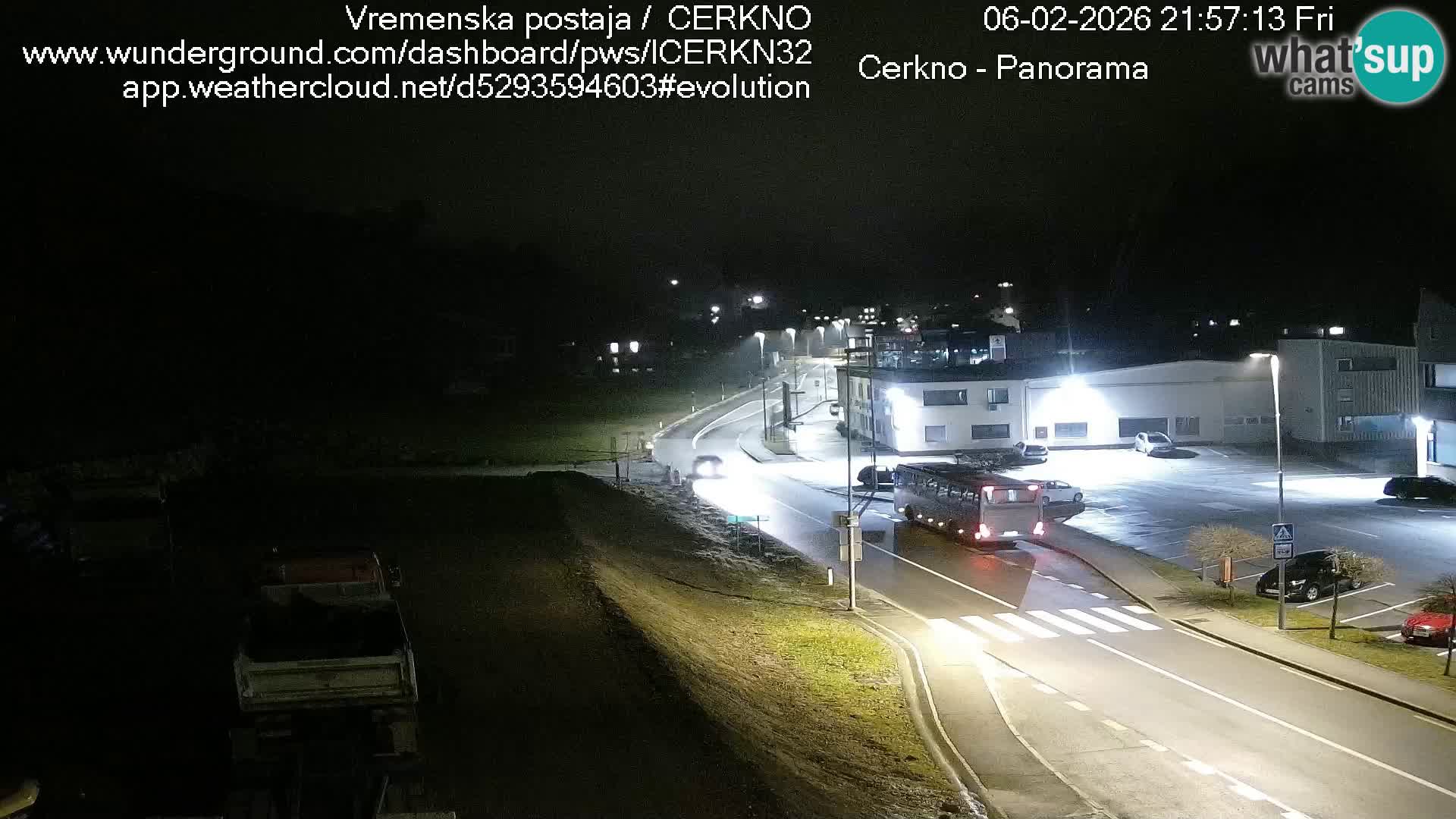 Webcam en direct – Entrée de la ville de Cerkno