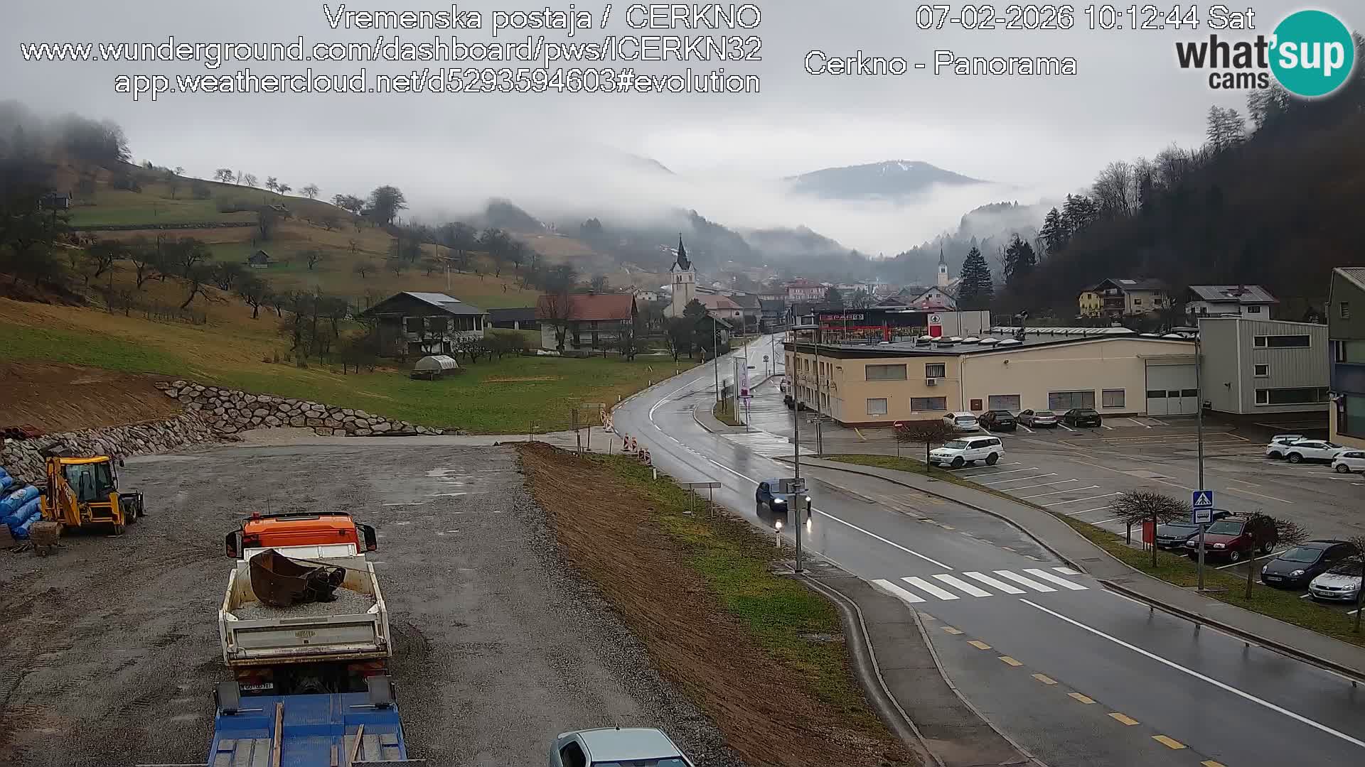 Cerkno city entrance Live Webcam