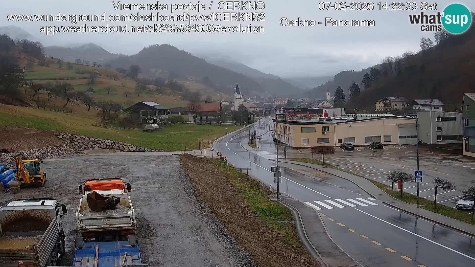 Webcam en direct – Entrée de la ville de Cerkno