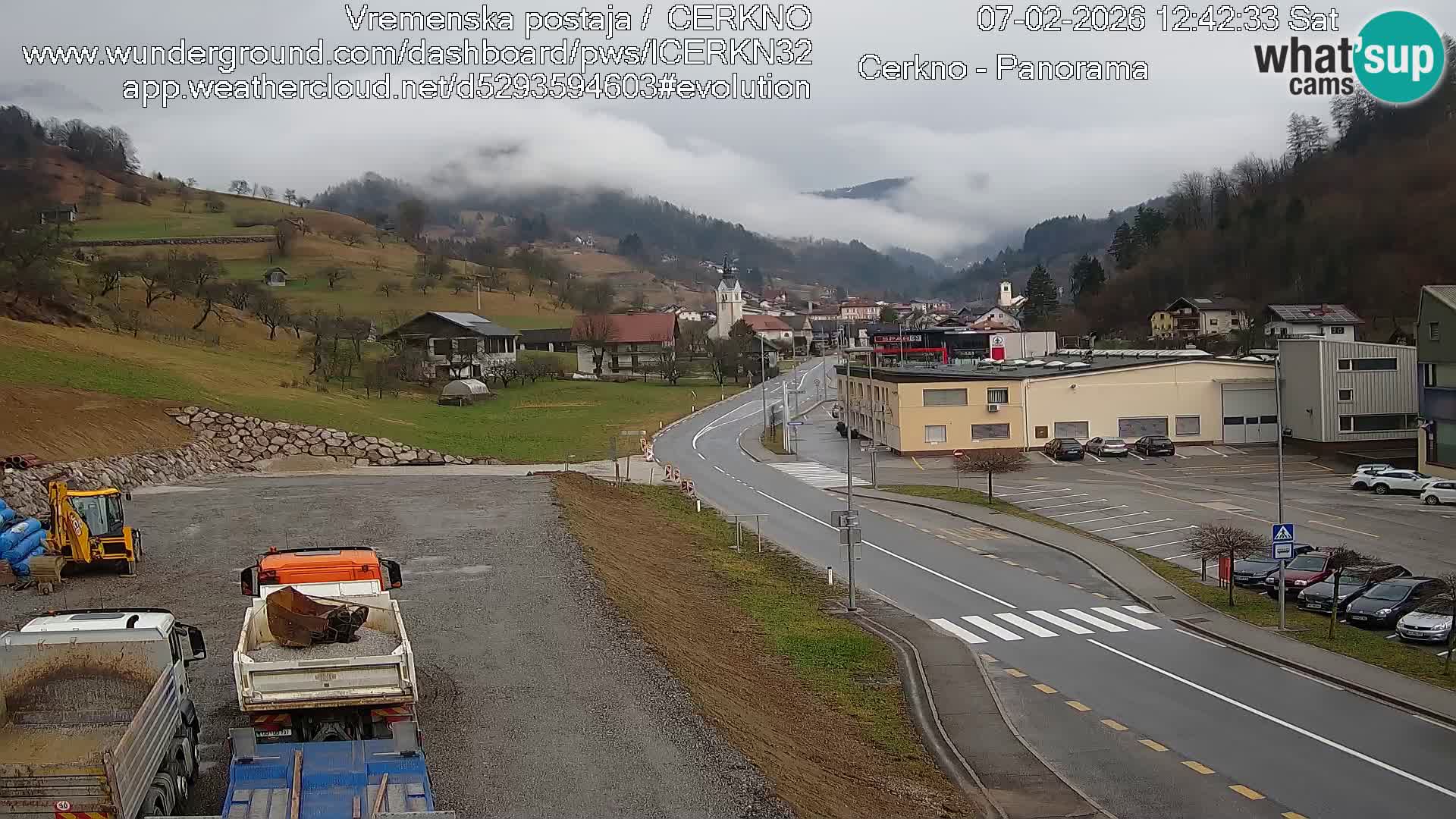Webcam en direct – Entrée de la ville de Cerkno