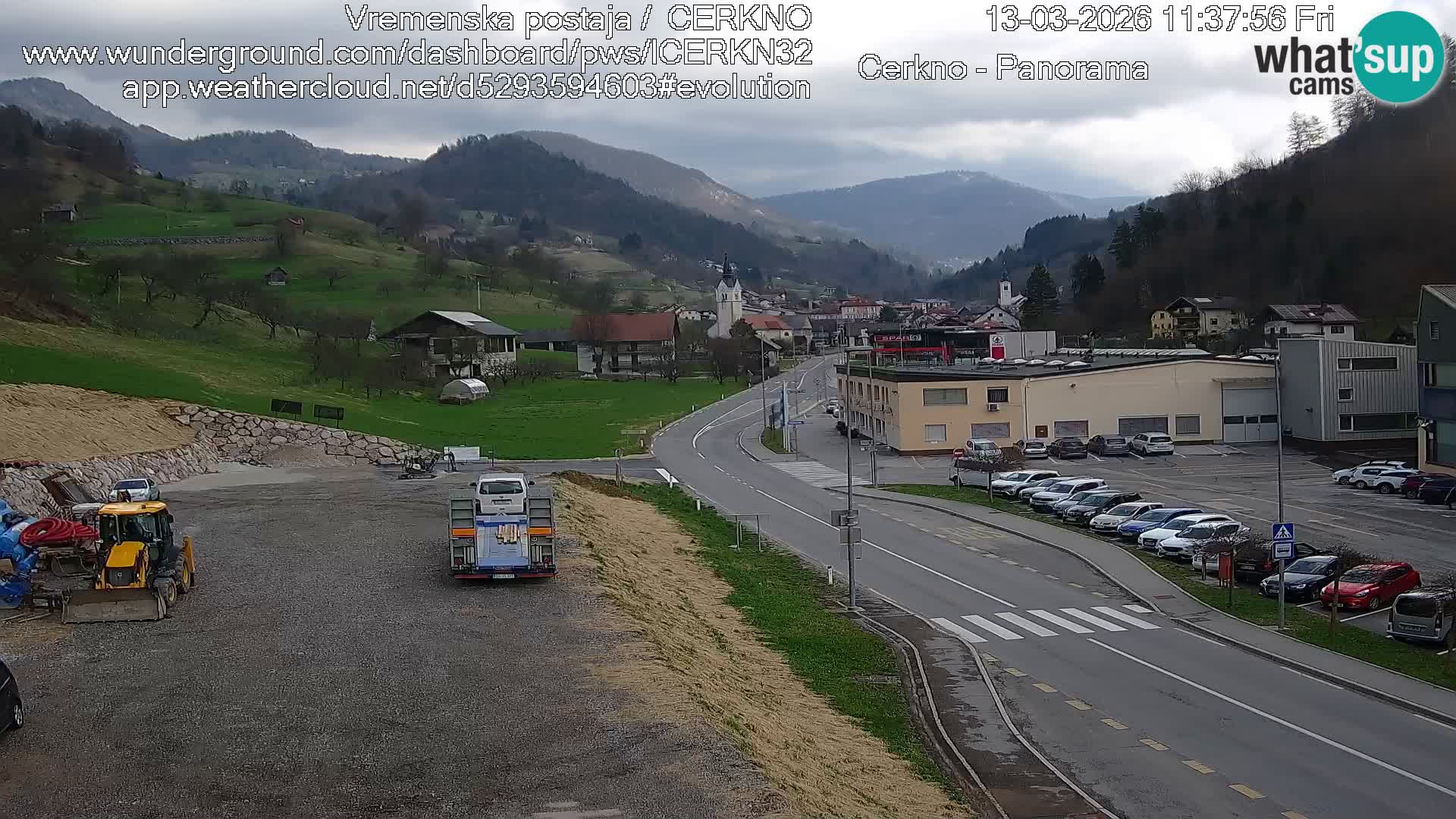 Cerkno city entrance Live Webcam