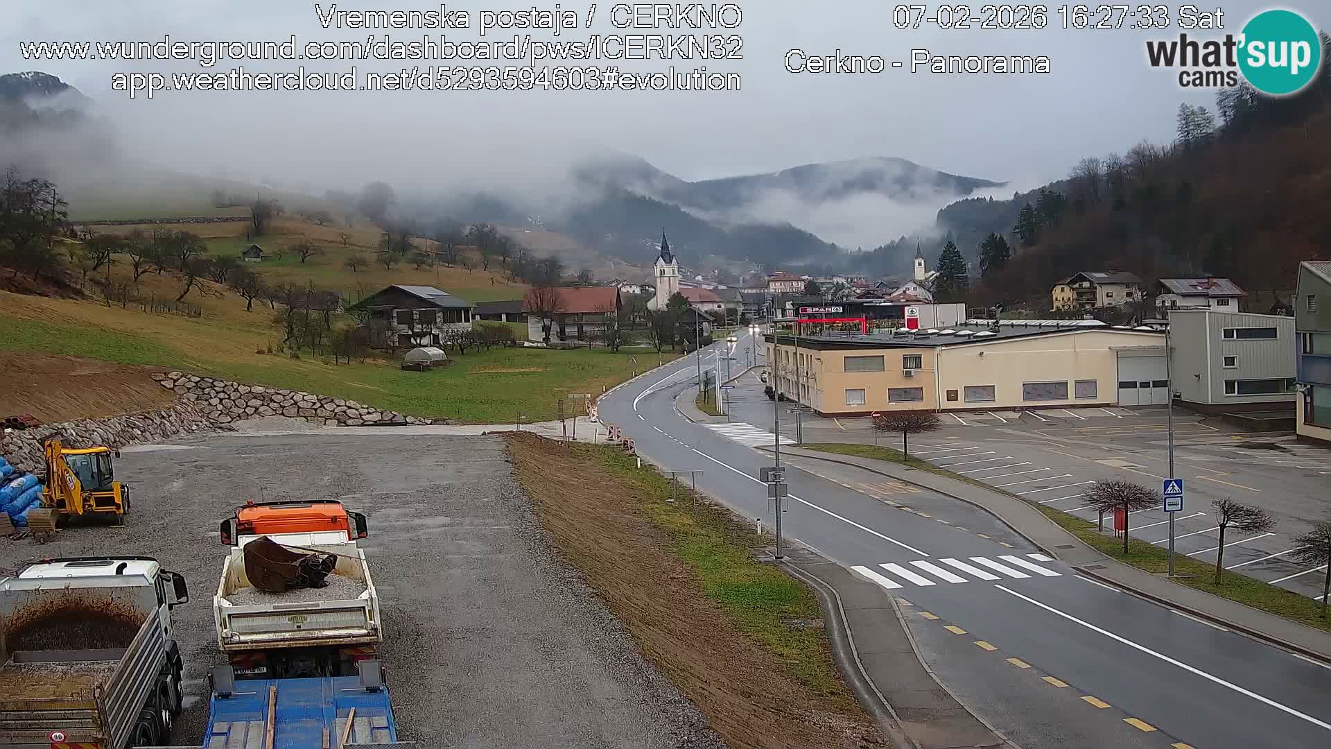 Webcam en direct – Entrée de la ville de Cerkno