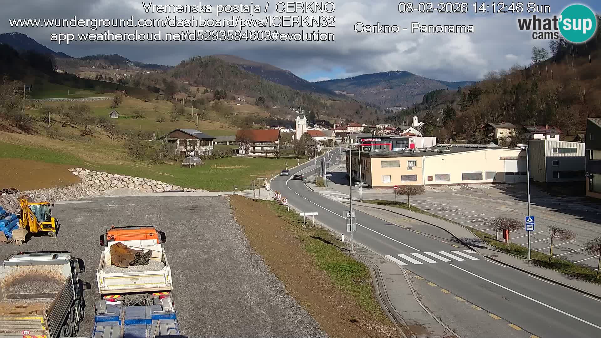 Webcam en direct – Entrée de la ville de Cerkno