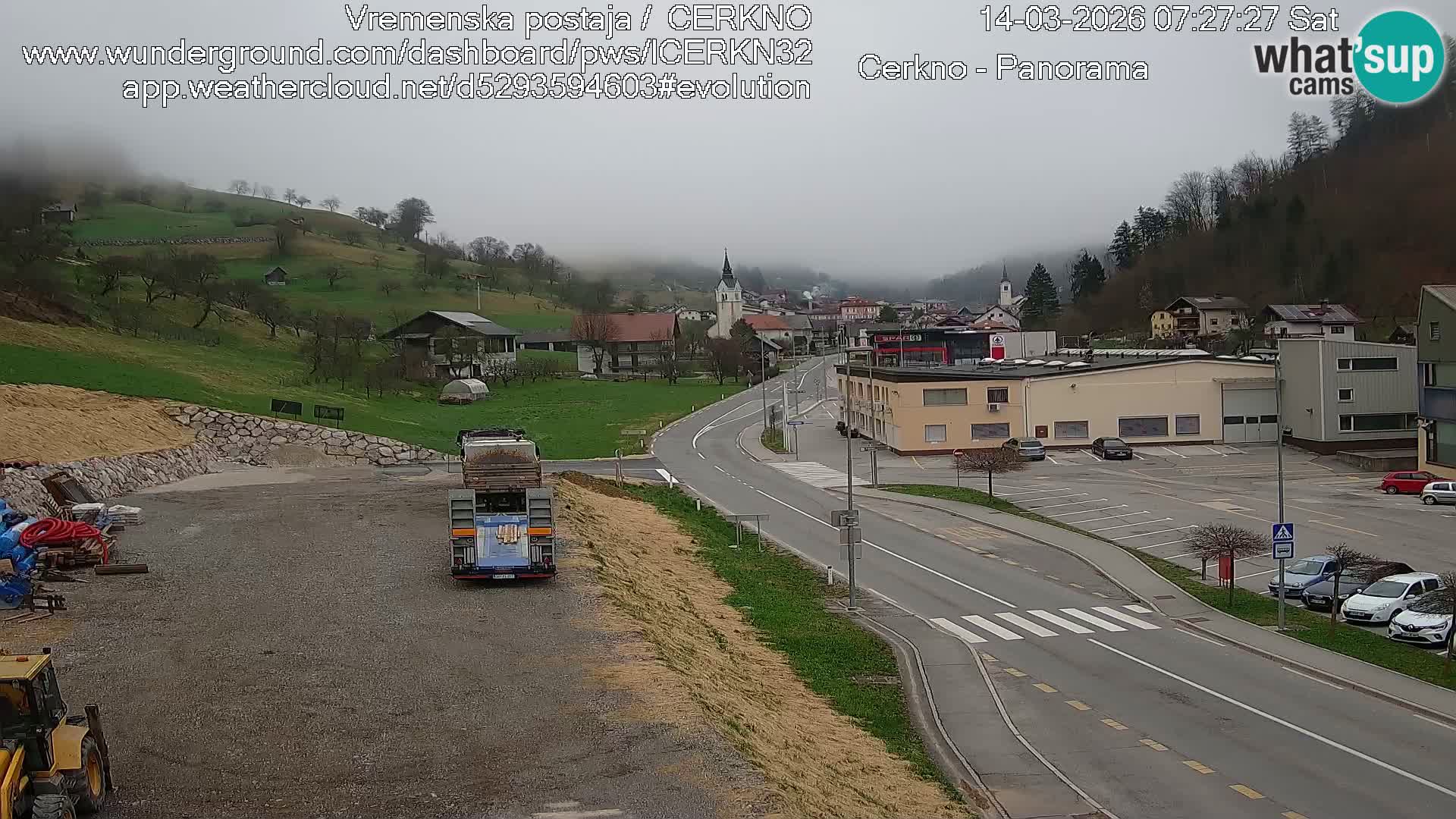 Webcam en direct – Entrée de la ville de Cerkno