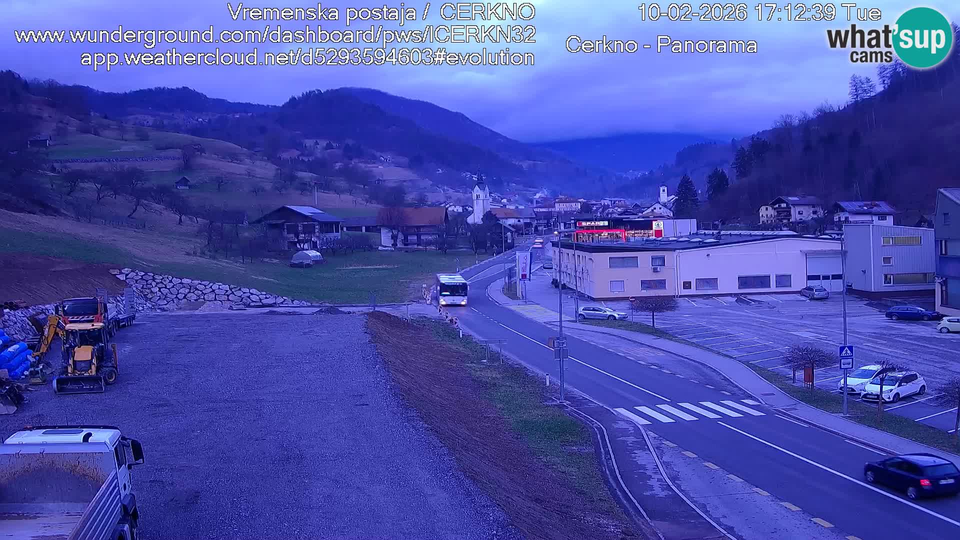Cerkno city entrance Live Webcam
