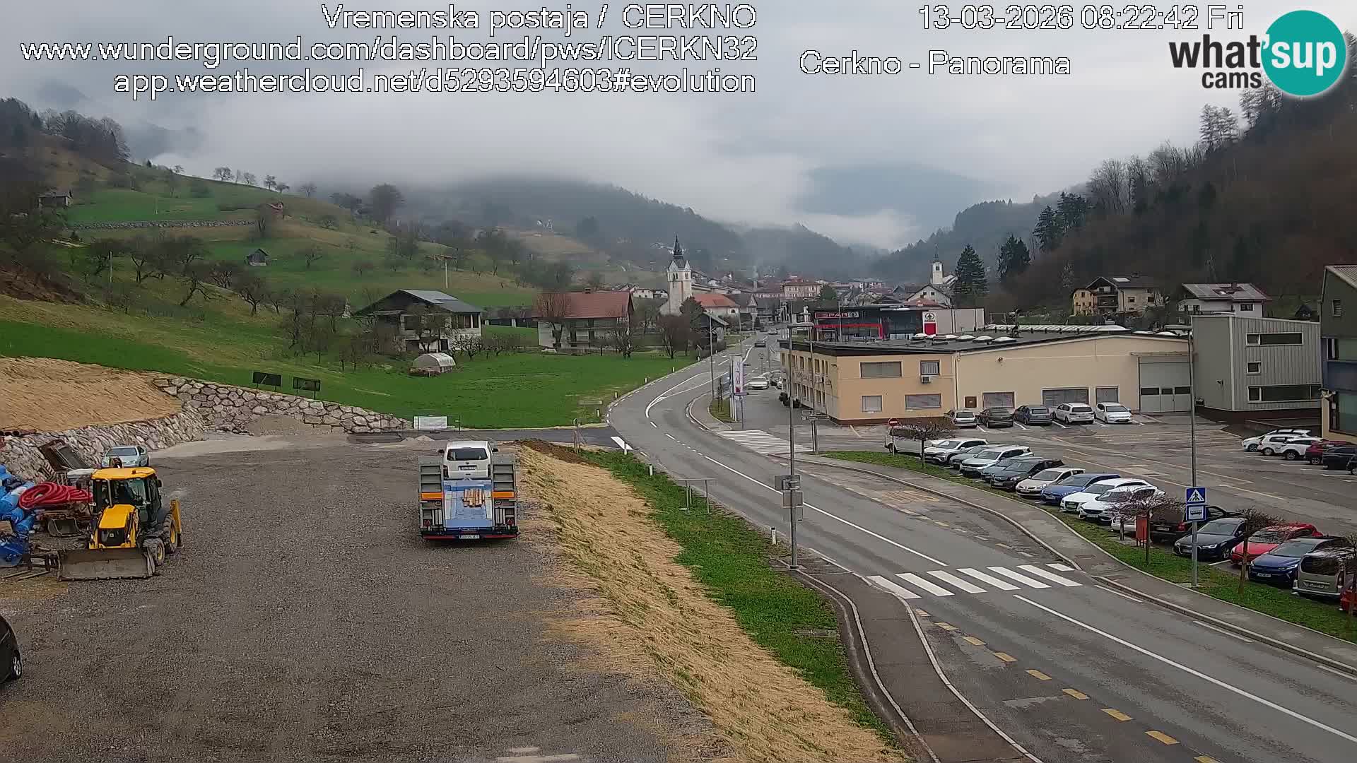 Webcam en direct – Entrée de la ville de Cerkno
