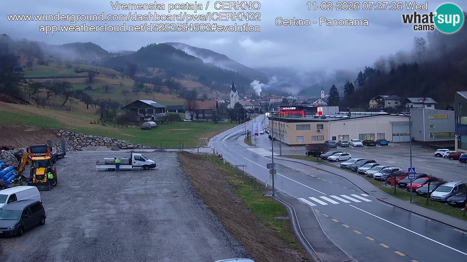 Cerkno city entrance Live Webcam