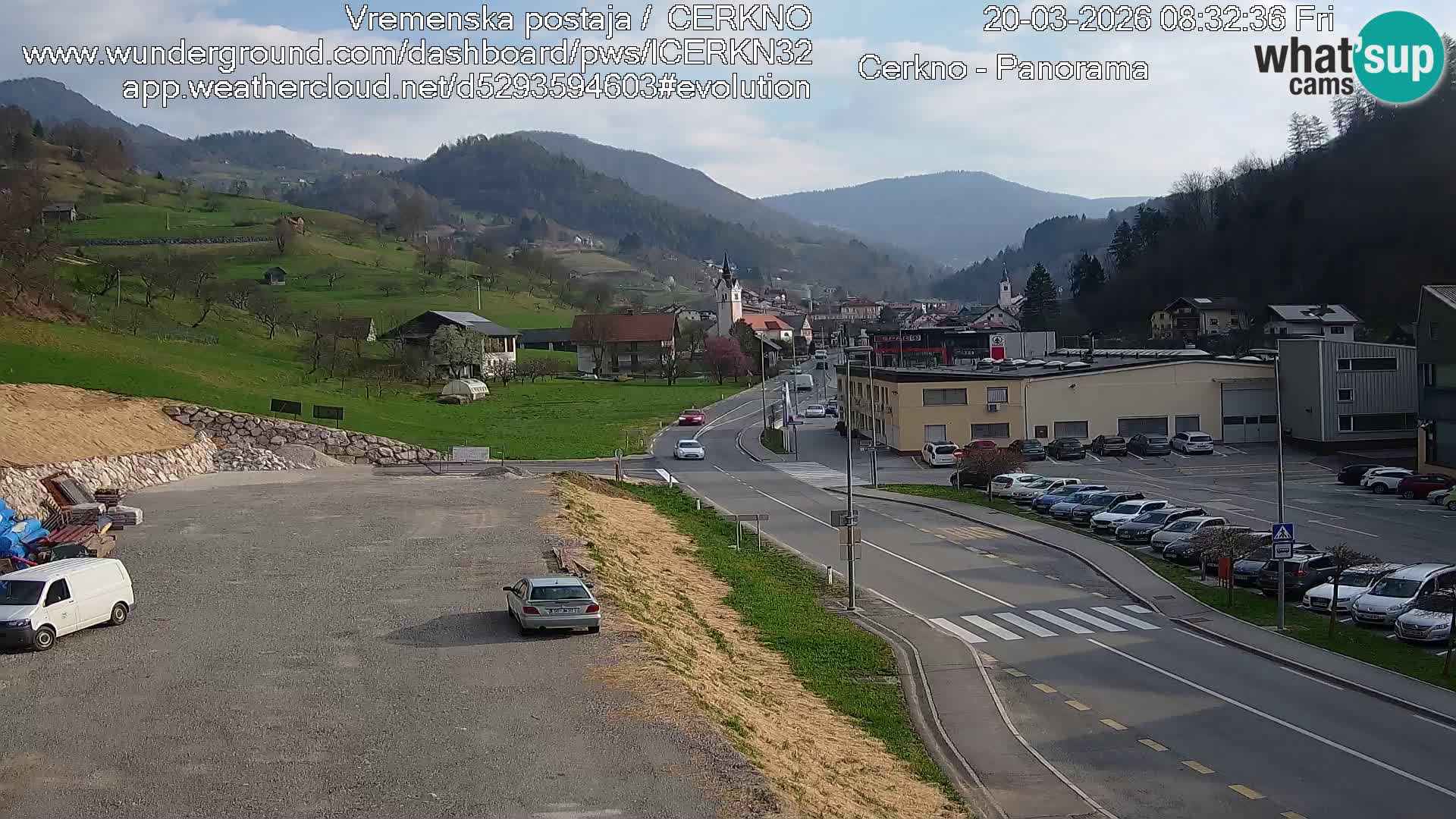 Cerkno entrada a la ciudad Webcam en vivo