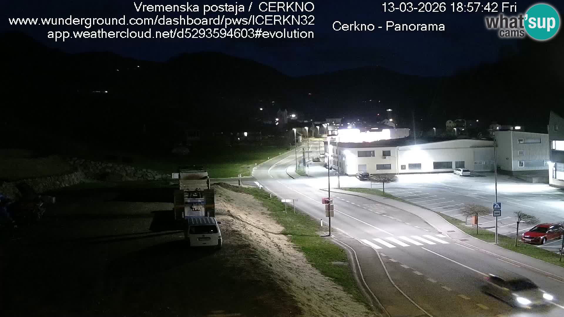 Webcam en direct – Entrée de la ville de Cerkno