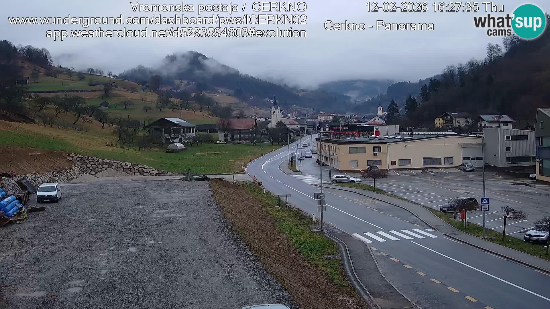 Cerkno entrada a la ciudad Webcam en vivo