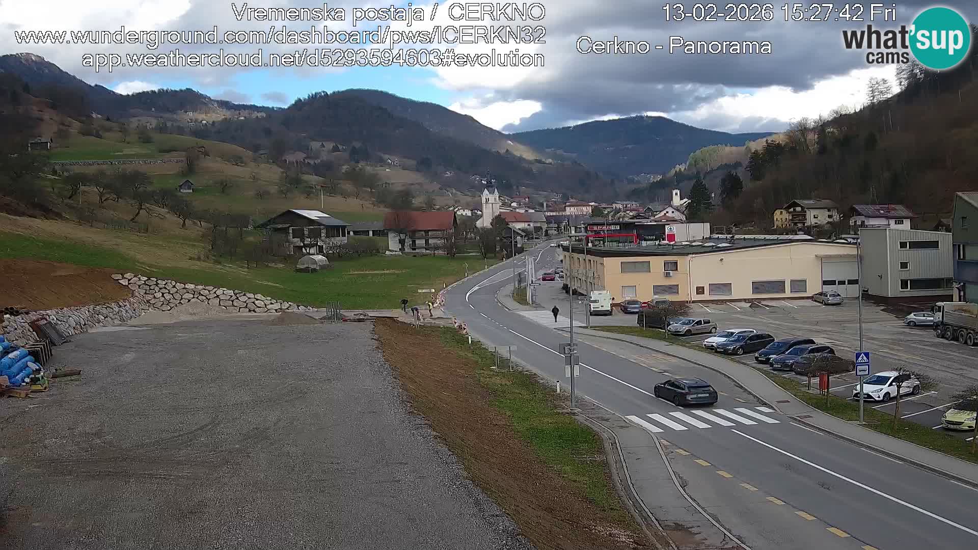 Webcam en direct – Entrée de la ville de Cerkno