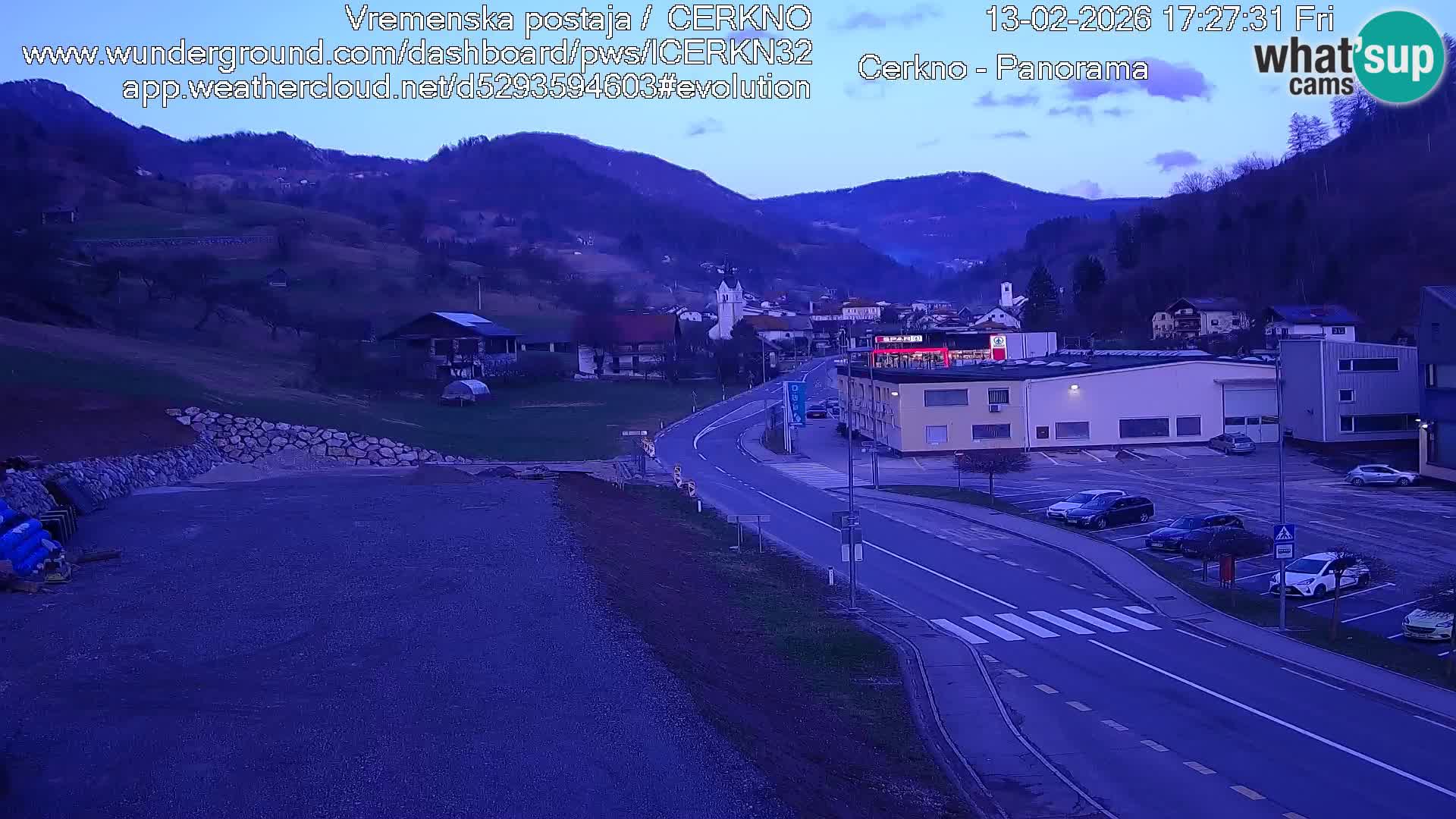 Cerkno entrada a la ciudad Webcam en vivo