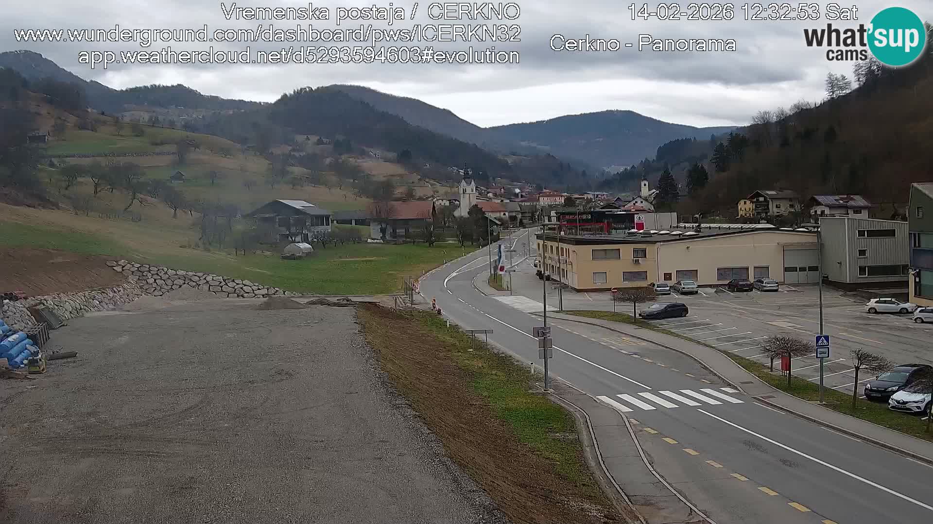 Cerkno entrada a la ciudad Webcam en vivo