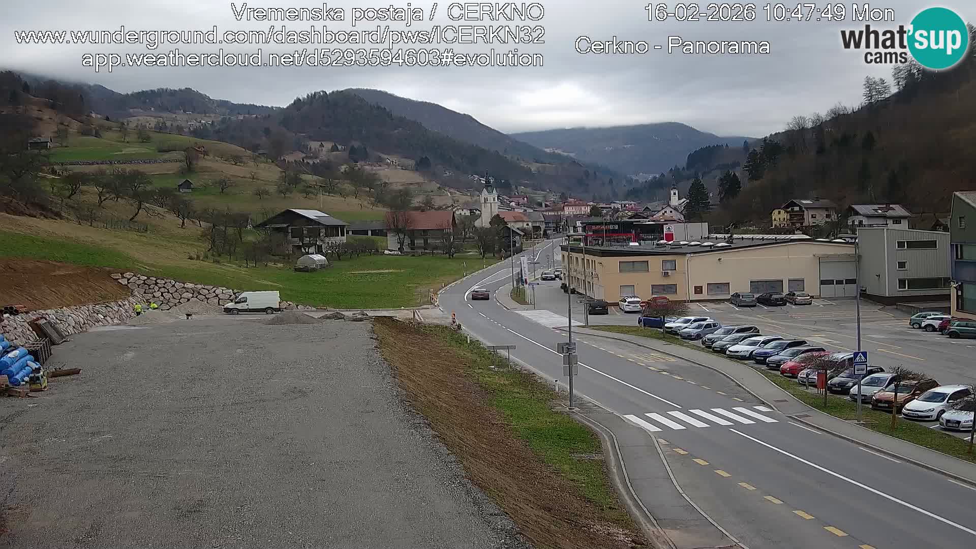 Webcam en direct – Entrée de la ville de Cerkno