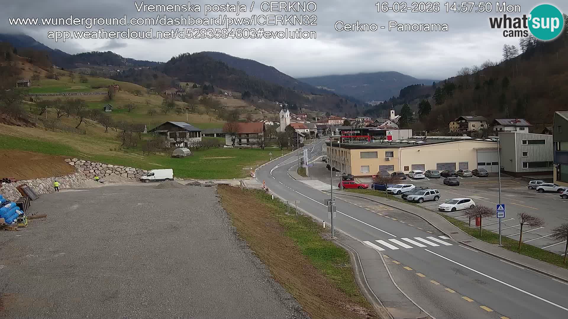 Webcam en direct – Entrée de la ville de Cerkno