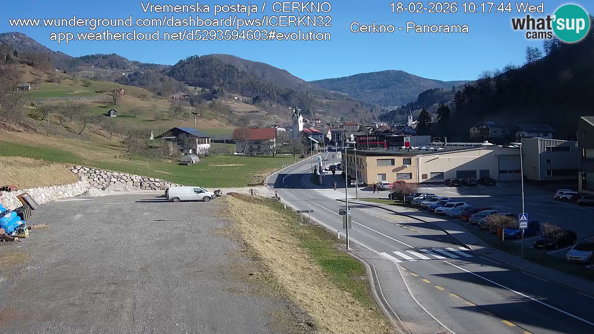 Cerkno city entrance Live Webcam
