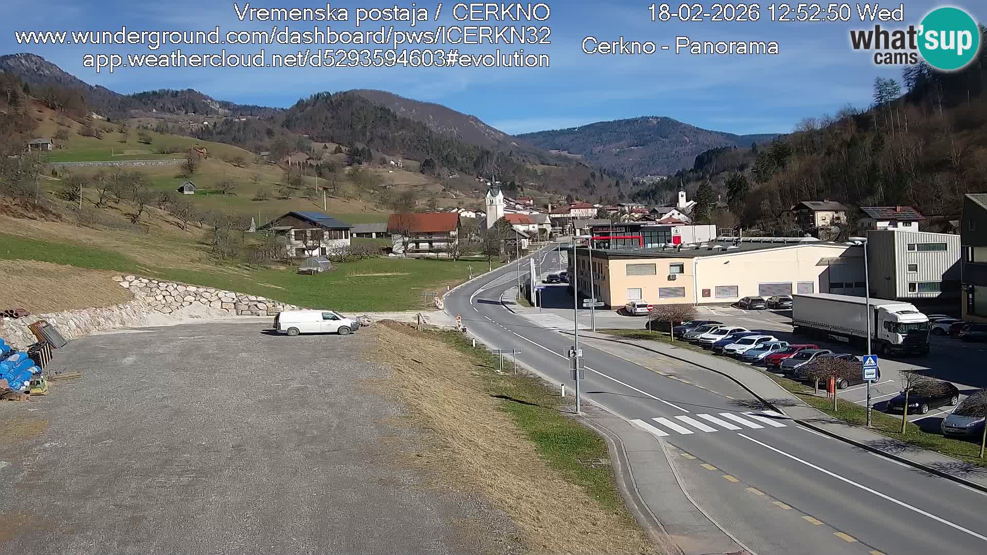 Webcam en direct – Entrée de la ville de Cerkno