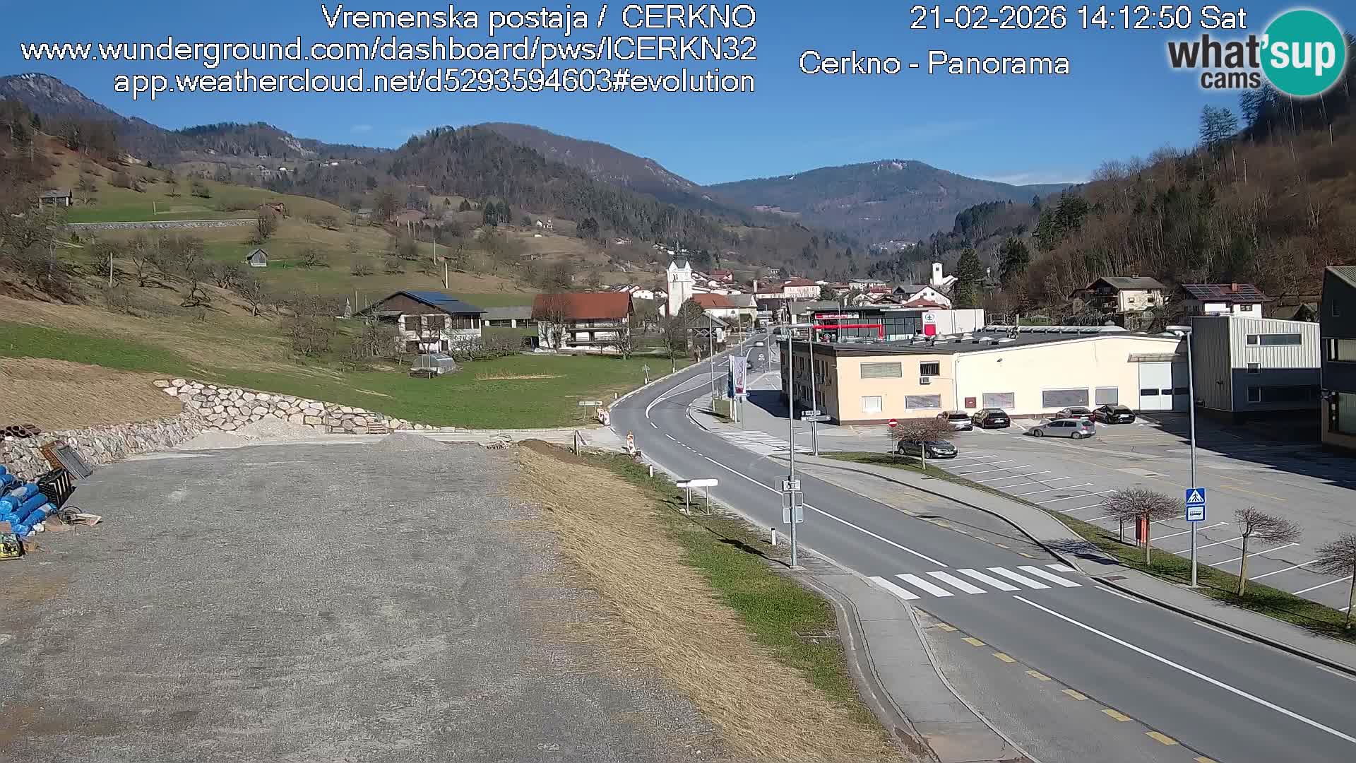Webcam en direct – Entrée de la ville de Cerkno