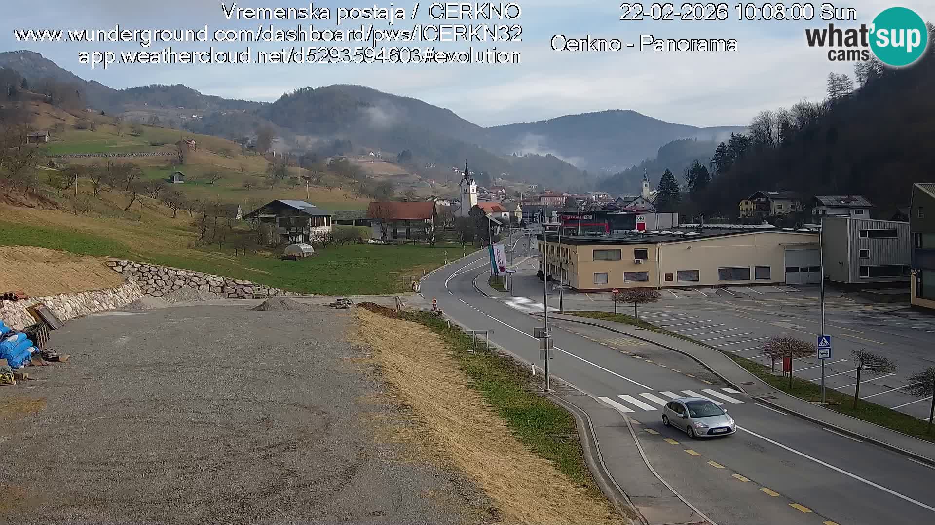 Webcam en direct – Entrée de la ville de Cerkno
