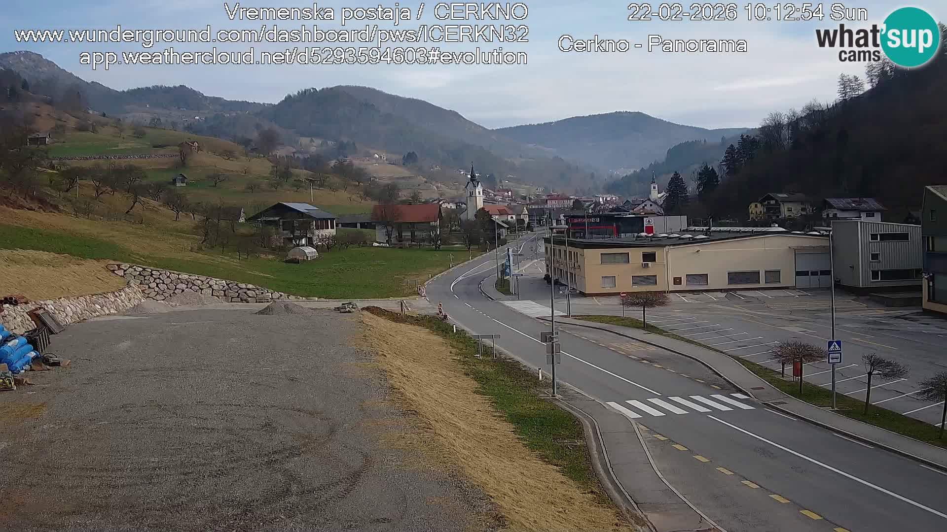 Webcam en direct – Entrée de la ville de Cerkno