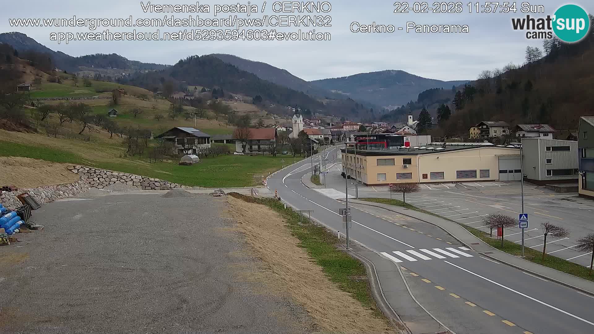 Cerkno entrada a la ciudad Webcam en vivo