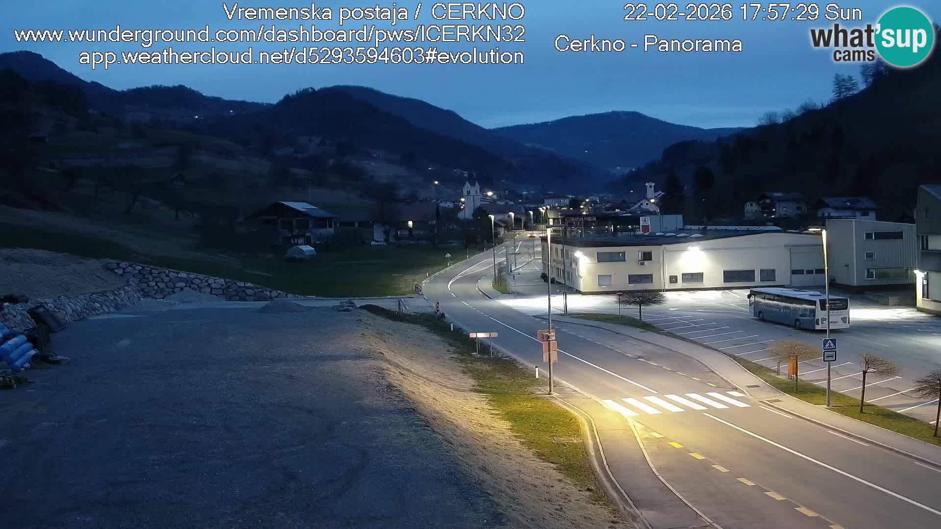 Cerkno entrada a la ciudad Webcam en vivo