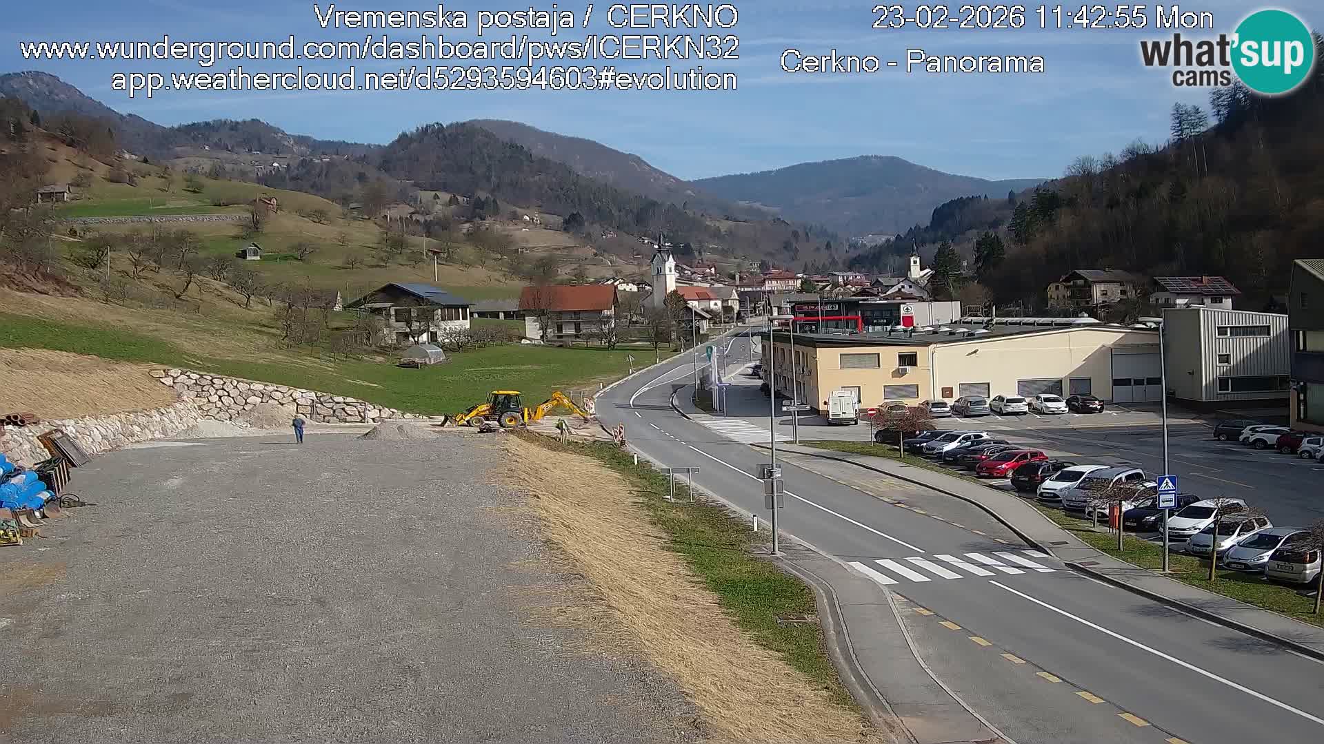 Cerkno city entrance Live Webcam