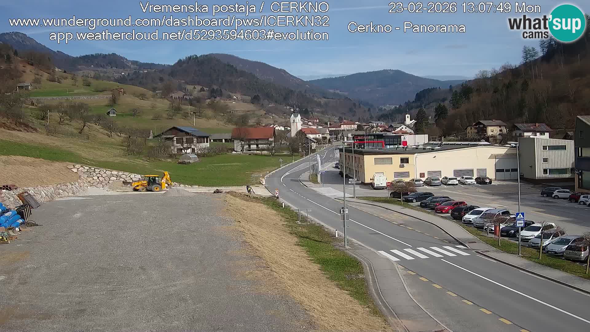 Cerkno city entrance Live Webcam