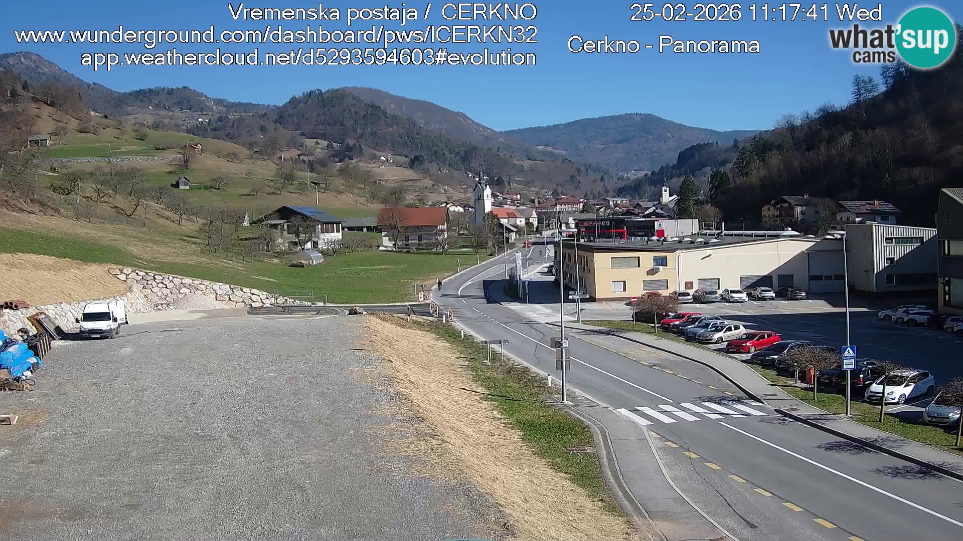 Cerkno city entrance Live Webcam